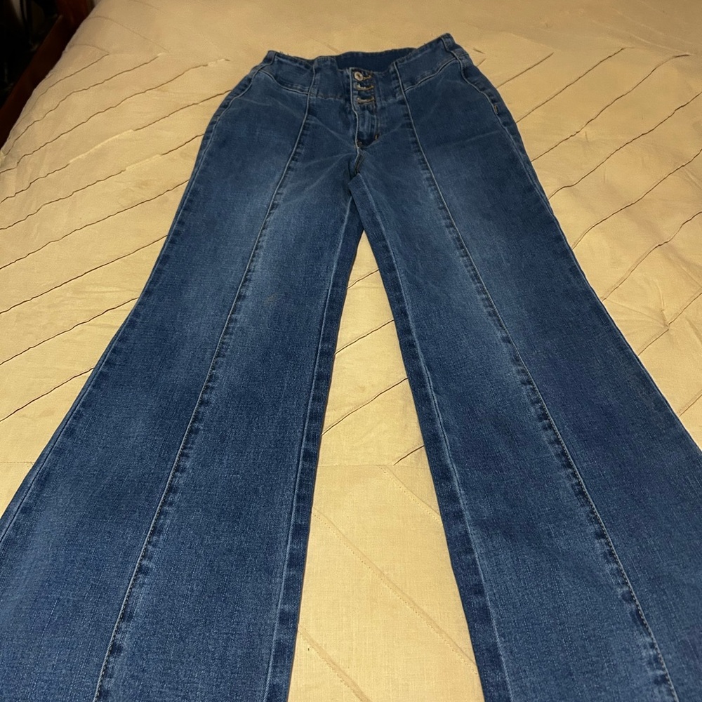 Women’s Wide Leg Jeans